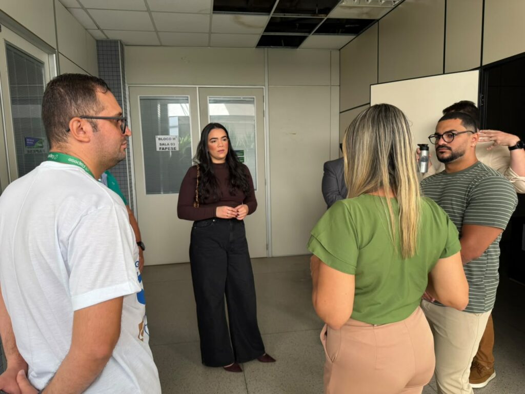 Funpec realiza visita institucional à Fapese para troca de experiências e aprimorar gestão